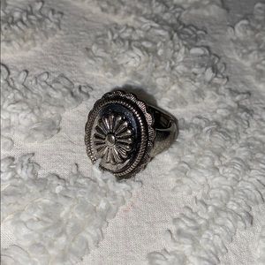 Concho ring